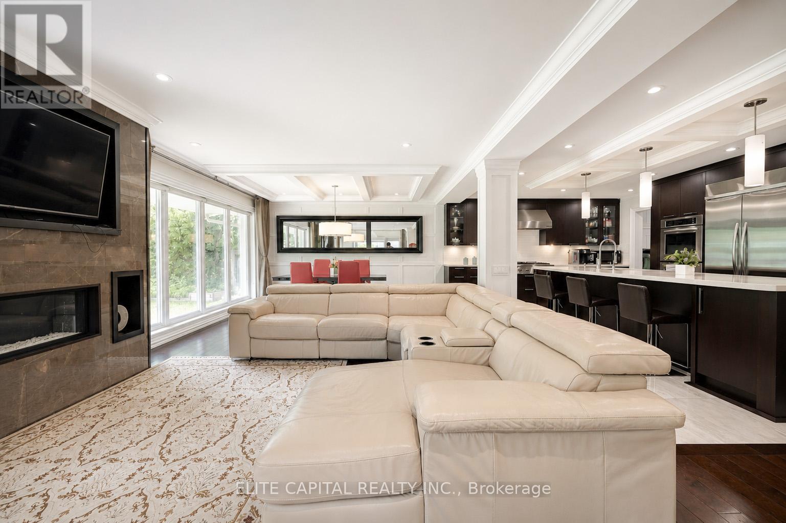 16 Thomas Reid Road, Markham, Ontario  L6C 1A5 - Photo 8 - N13429382