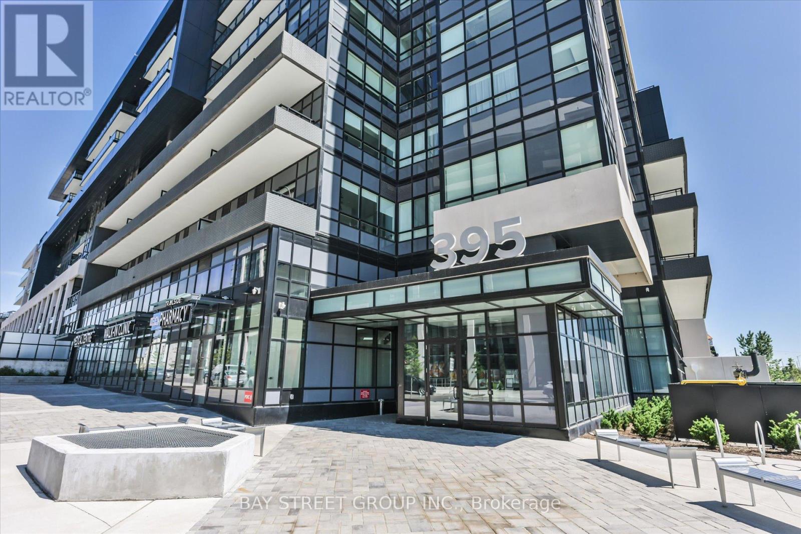130 - 395 DUNDAS STREET W, Oakville, Ontario