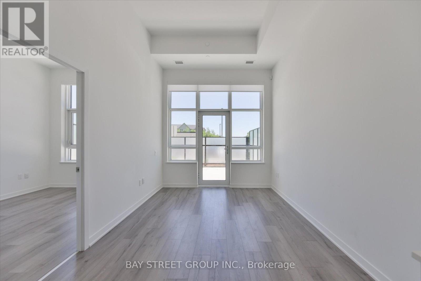 130 - 395 Dundas Street W, Oakville, Ontario L6M 5R8 - Photo 5 - W13429418