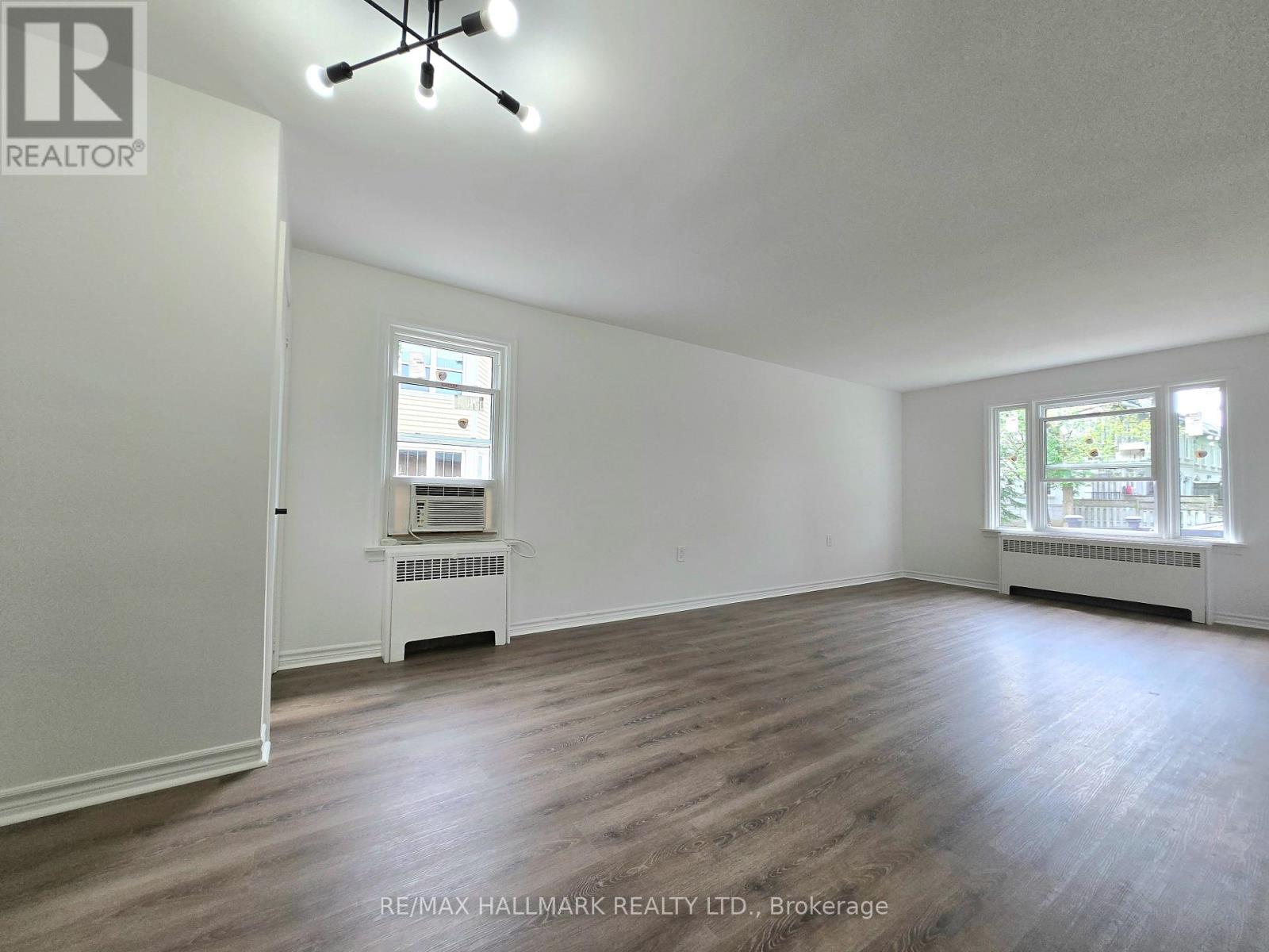 49 Hunt Avenue, Richmond Hill, Ontario  L4C 4H1 - Photo 7 - N13422990