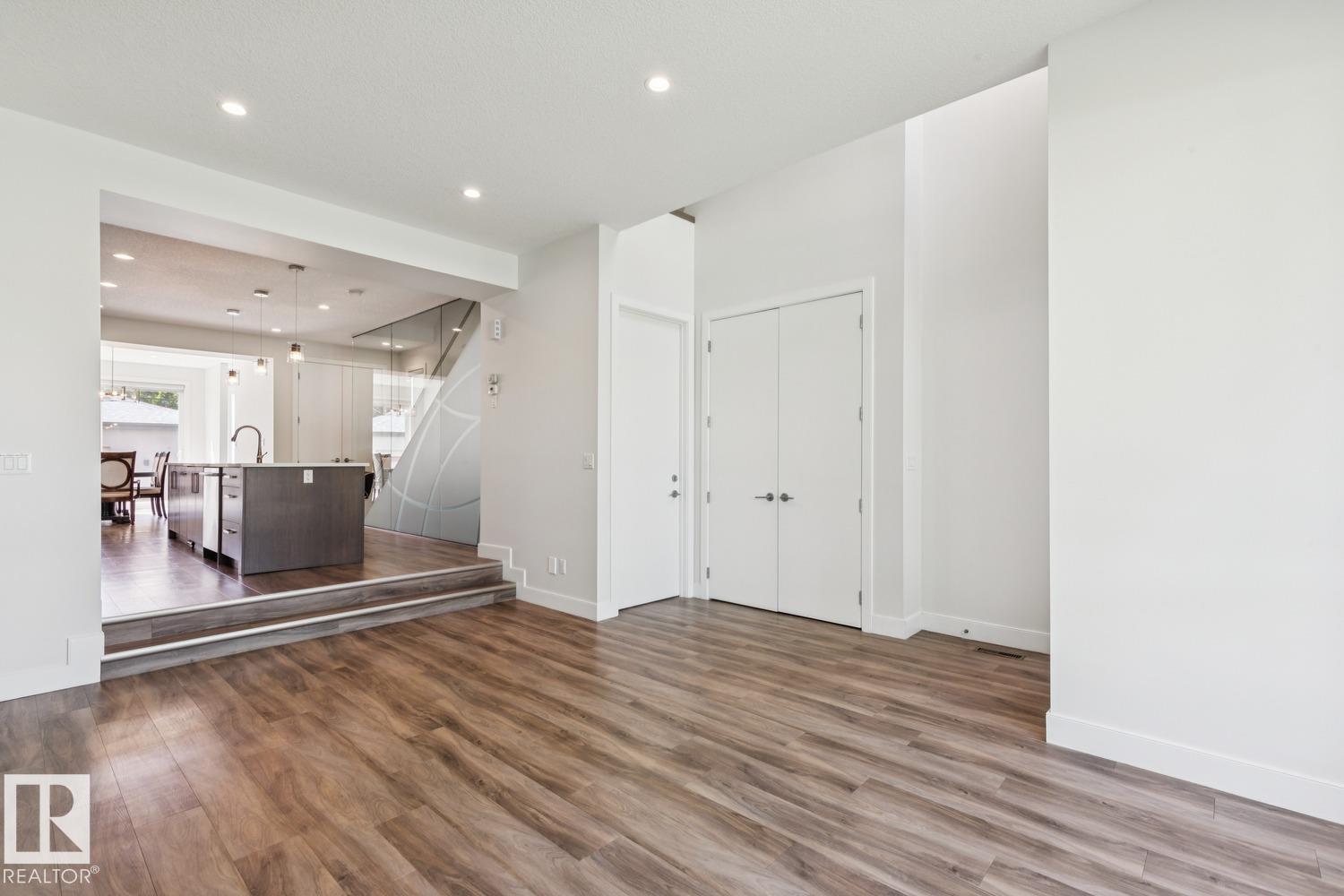 8724 116 St NW, Edmonton, Alberta  T6G 1P7 - Photo 7 - E4486775