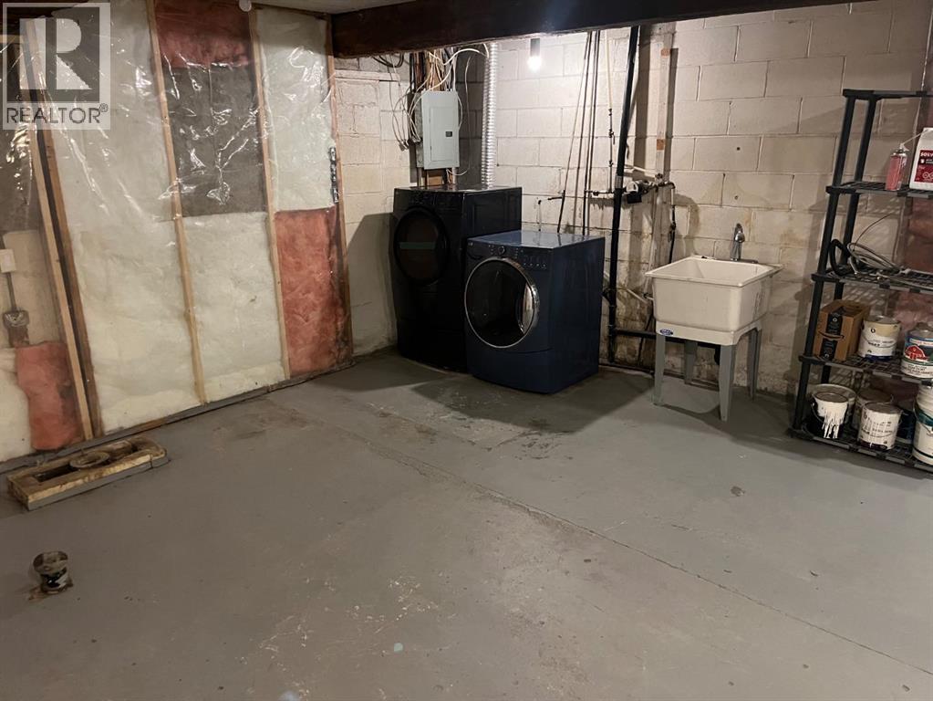 5104 50 Street, Caroline, Alberta  T0M 0M0 - Photo 23 - A2316835