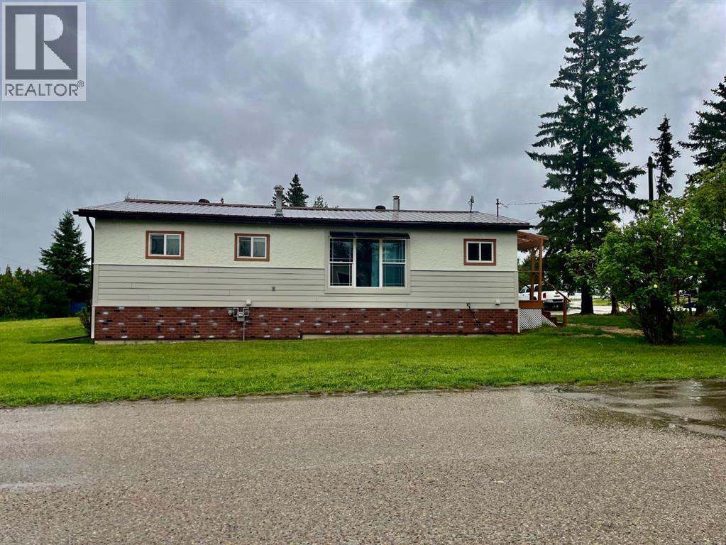 5104 50 Street, Caroline, Alberta  T0M 0M0 - Photo 3 - A2316835