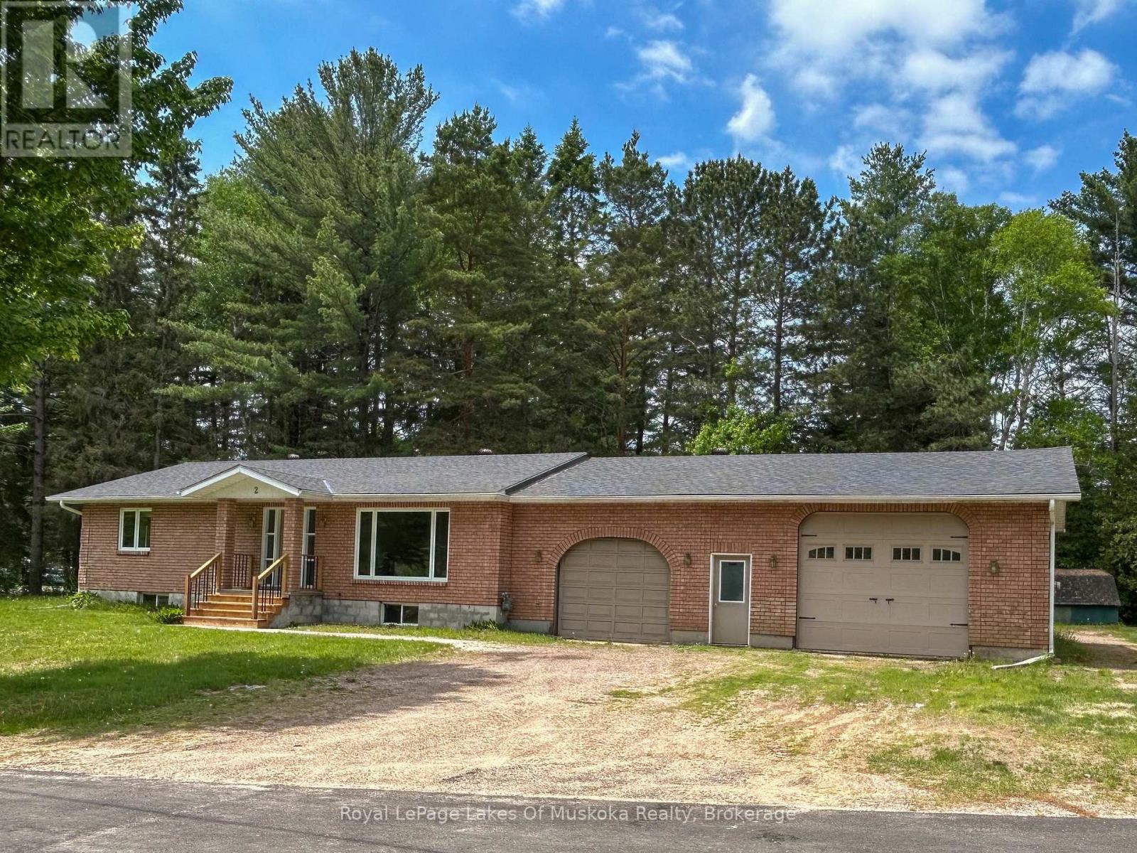 2 Quirt Crescent, Sundridge, Ontario  P0A 1Z0 - Photo 2 - X12933952