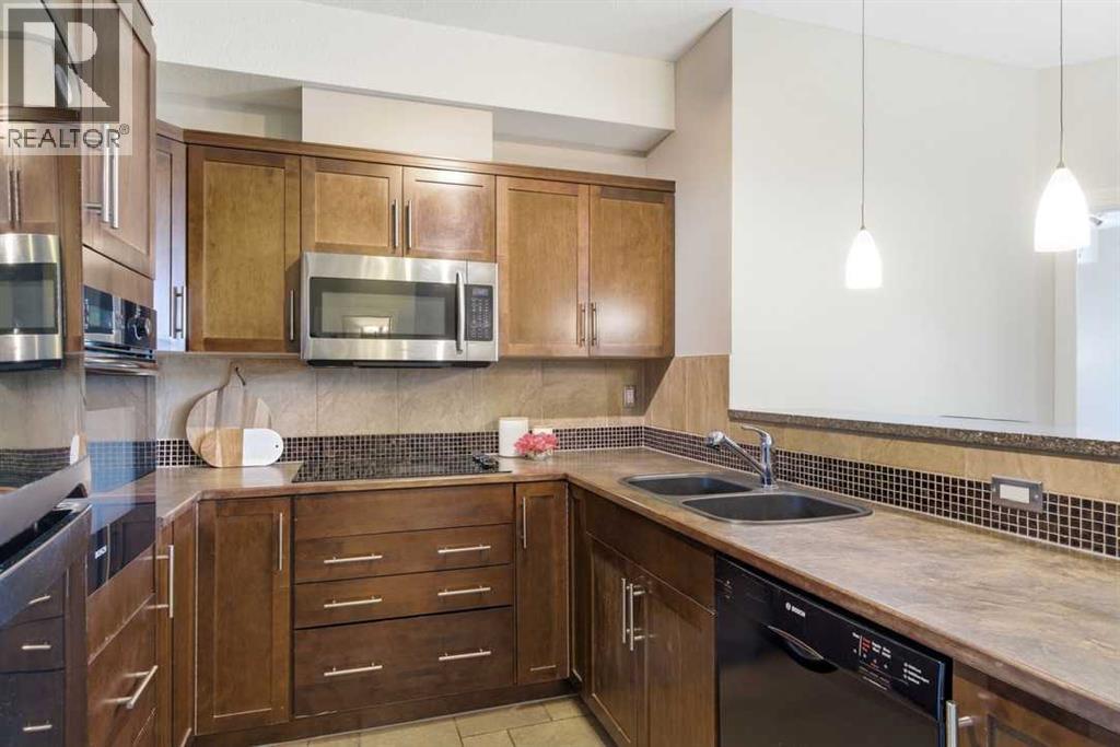 210, 26 Val Gardena View Sw, Calgary, Alberta  T3H 5Z5 - Photo 6 - A2318586