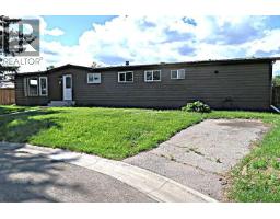 28 Riley Street NE, High River, Alberta