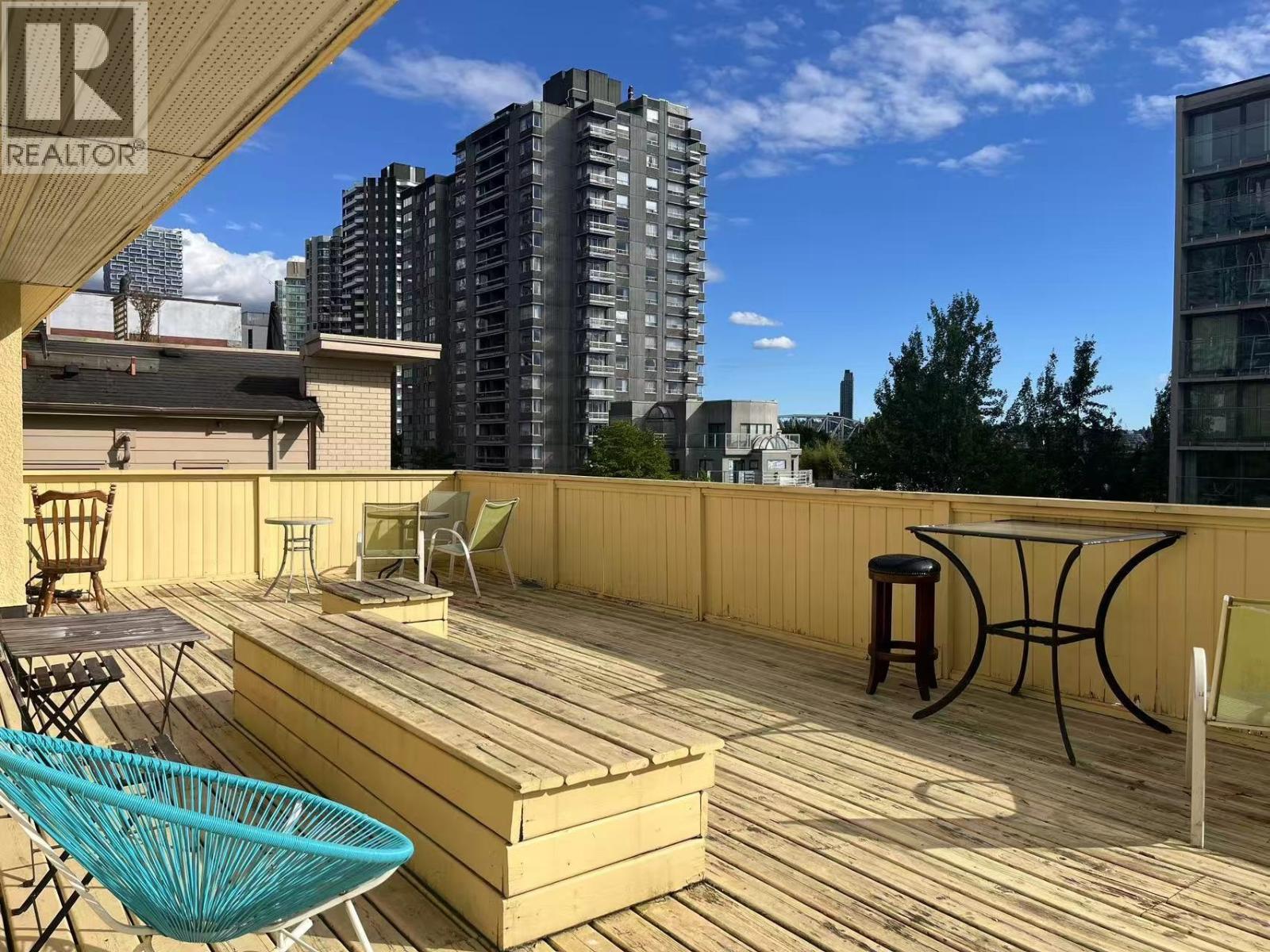 209 1215 Pacific Street, Vancouver, British Columbia  V6E 3W6 - Photo 13 - R3132768