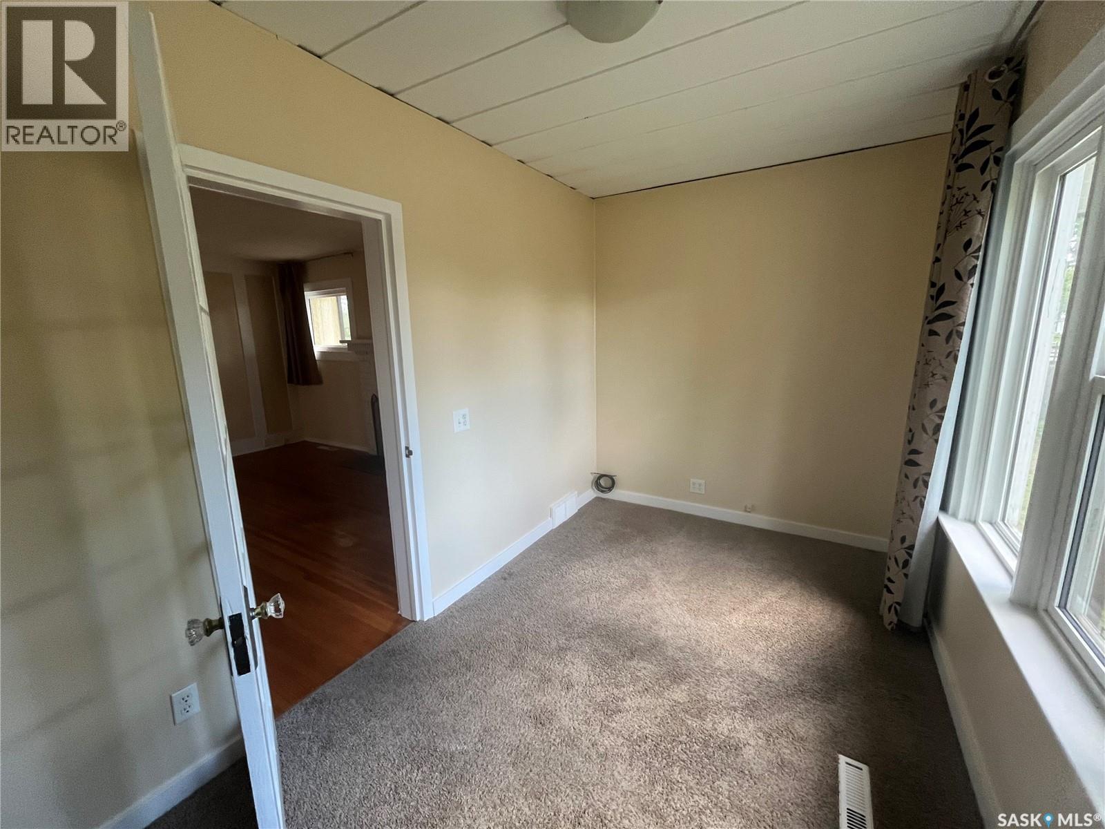 161 21st Street W, Prince Albert, Saskatchewan  S6V 4H8 - Photo 25 - SK038728