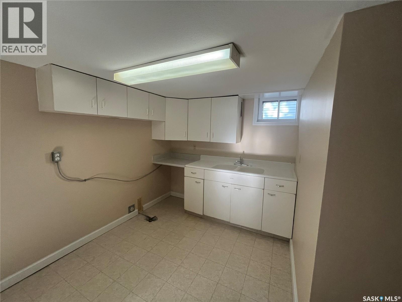 161 21st Street W, Prince Albert, Saskatchewan  S6V 4H8 - Photo 36 - SK038728