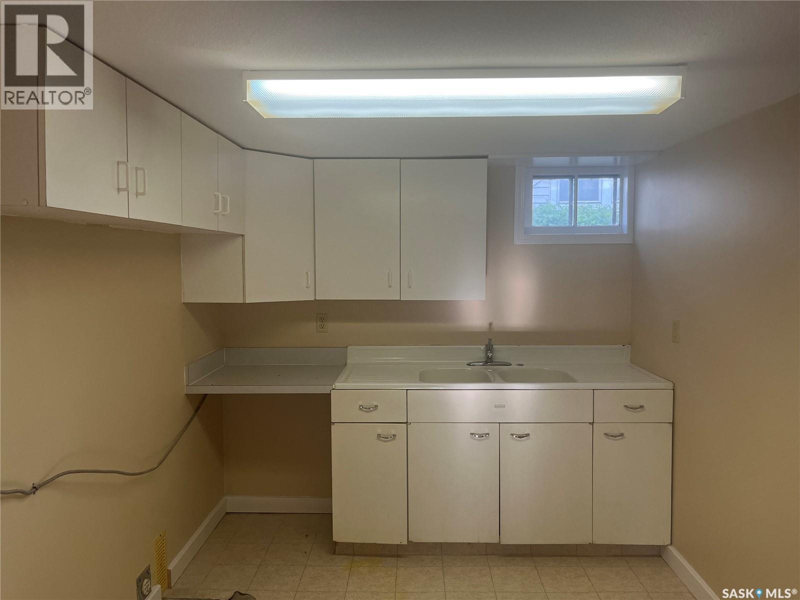 161 21st Street W, Prince Albert, Saskatchewan  S6V 4H8 - Photo 35 - SK038728