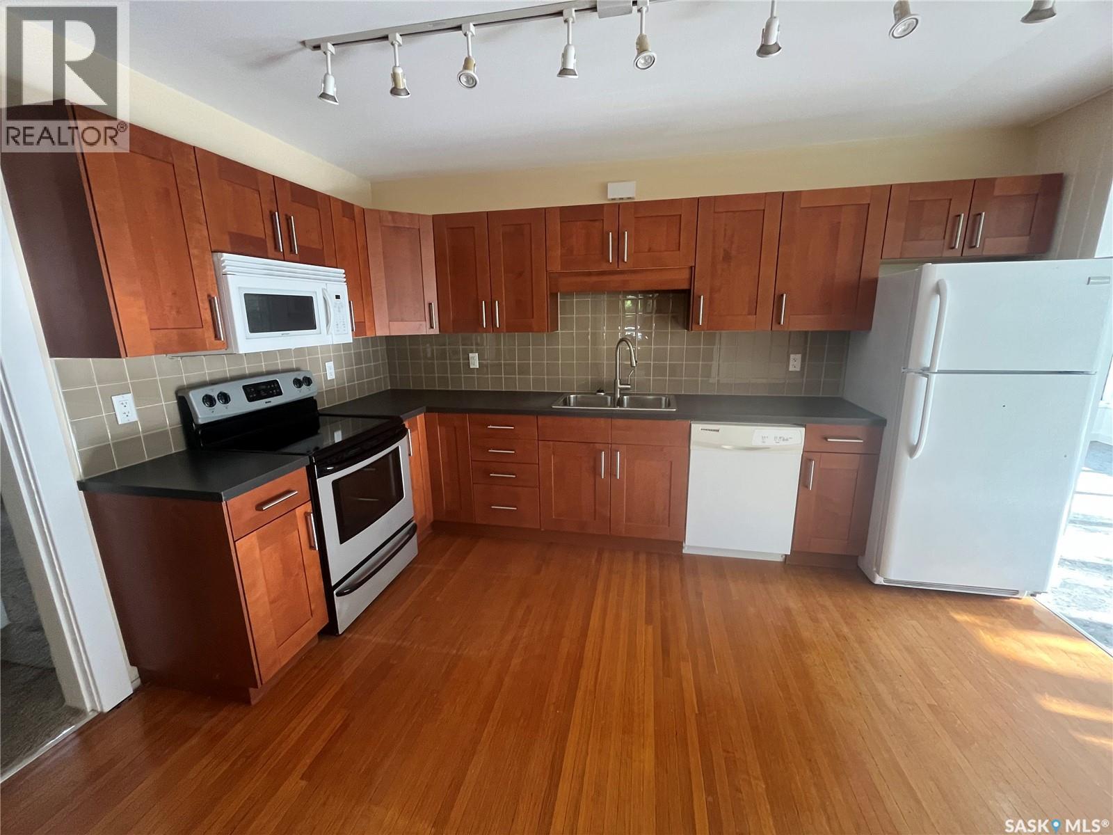 161 21st Street W, Prince Albert, Saskatchewan  S6V 4H8 - Photo 13 - SK038728