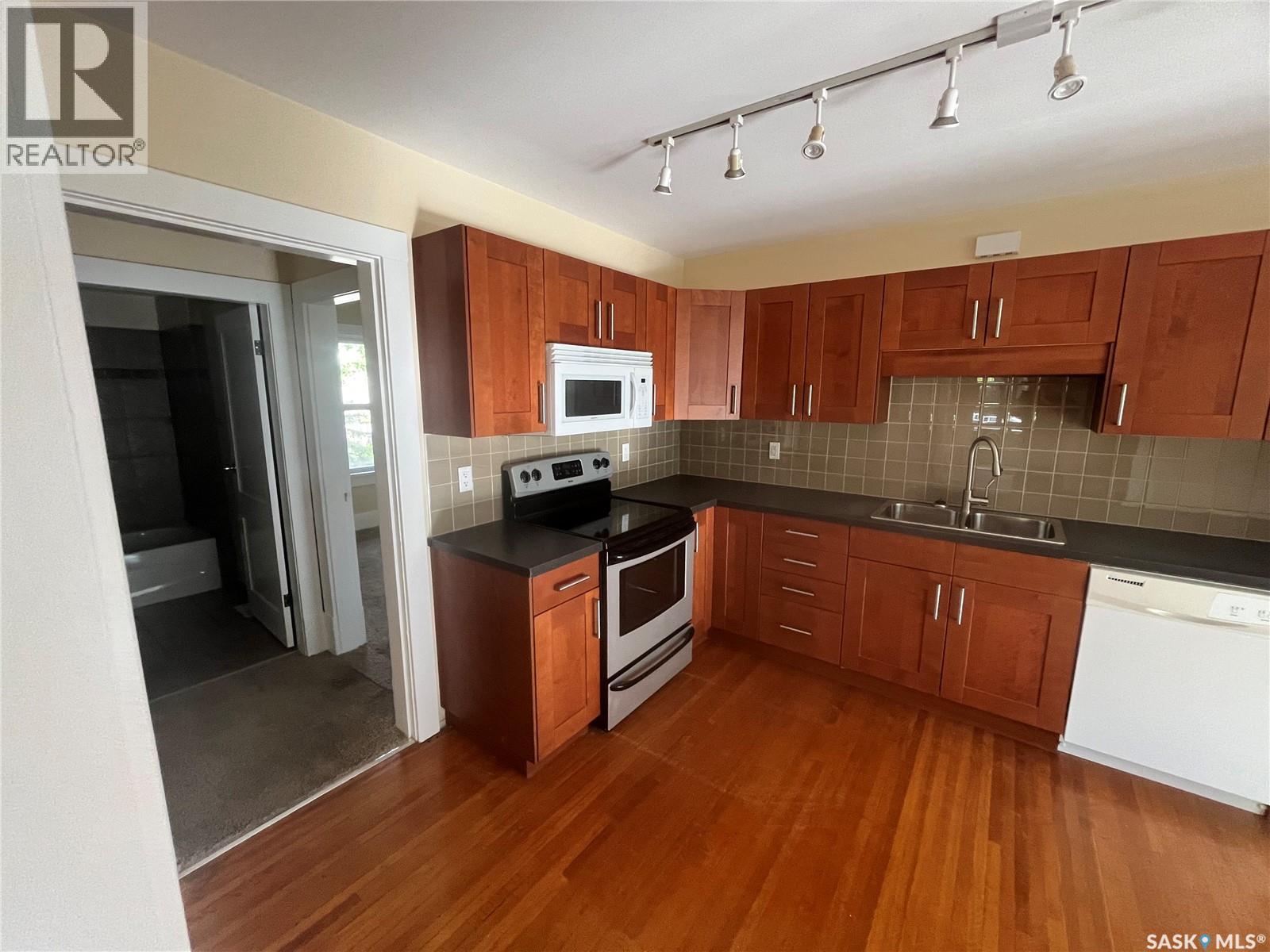 161 21st Street W, Prince Albert, Saskatchewan  S6V 4H8 - Photo 15 - SK038728