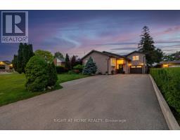 21 WARBECK PLACE, Toronto, Ontario