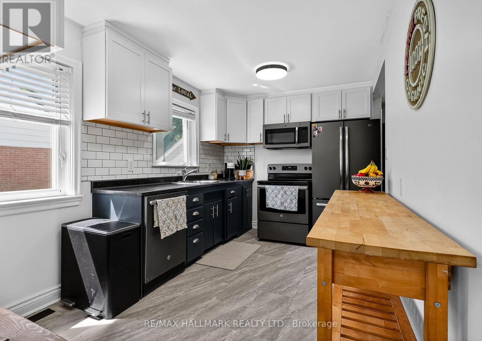 32 Rockwood Drive, Toronto, Ontario  M1M 3N1 - Photo 10 - E13413708