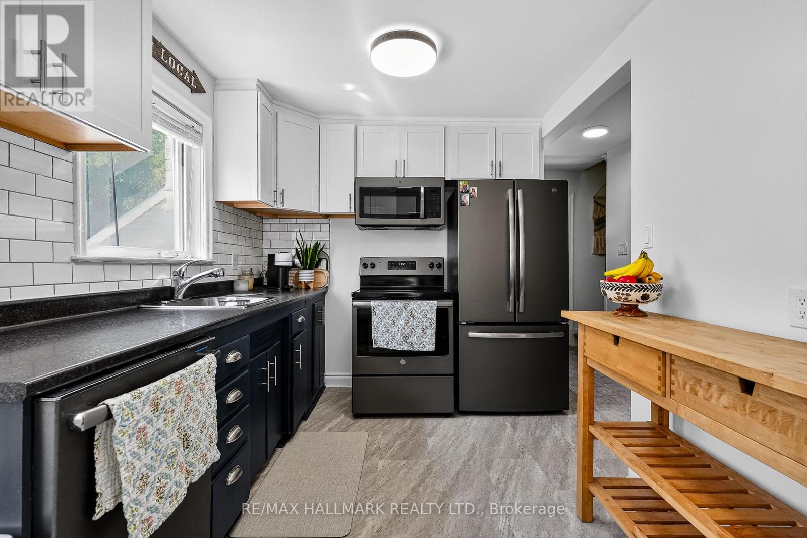 32 Rockwood Drive, Toronto, Ontario  M1M 3N1 - Photo 11 - E13413708
