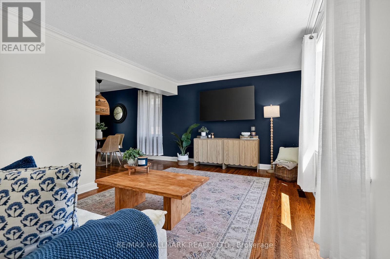 32 Rockwood Drive, Toronto, Ontario  M1M 3N1 - Photo 4 - E13413708