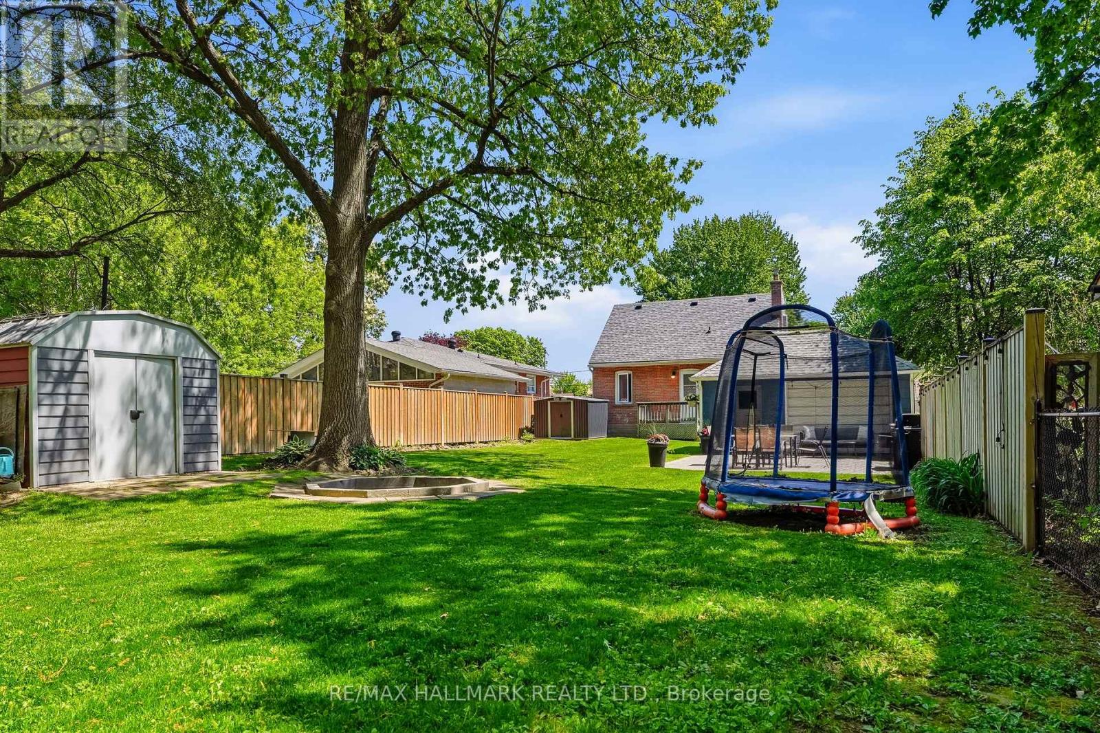 32 Rockwood Drive, Toronto, Ontario  M1M 3N1 - Photo 33 - E13413708