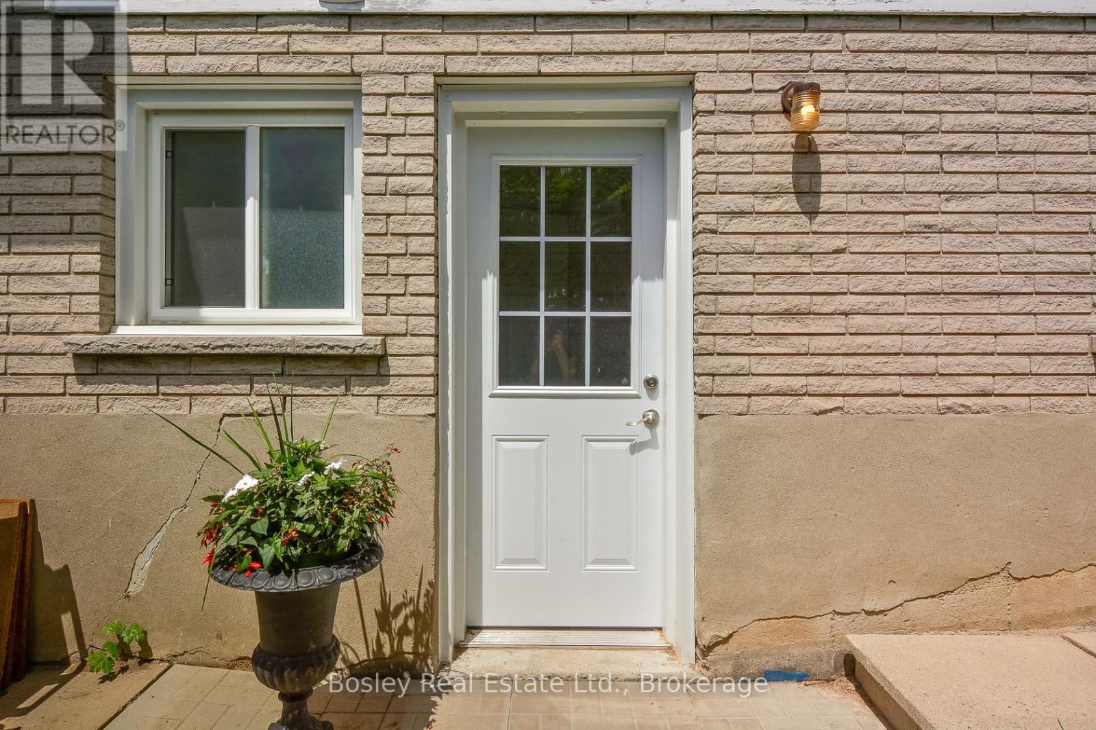 5 ALGOMA DRIVE, Guelph, Ontario