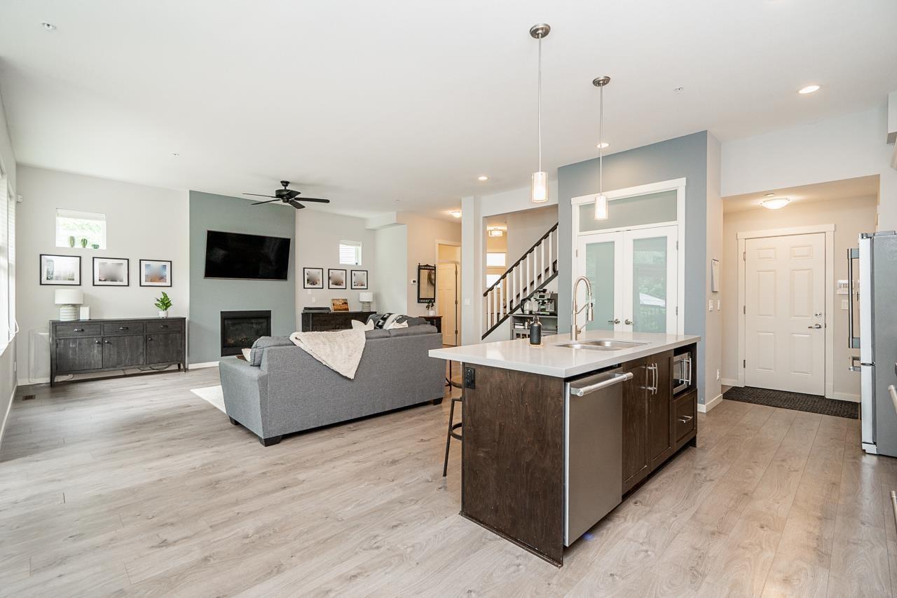2644 275a Street, Langley, British Columbia  V4W 0C4 - Photo 11 - R3134525