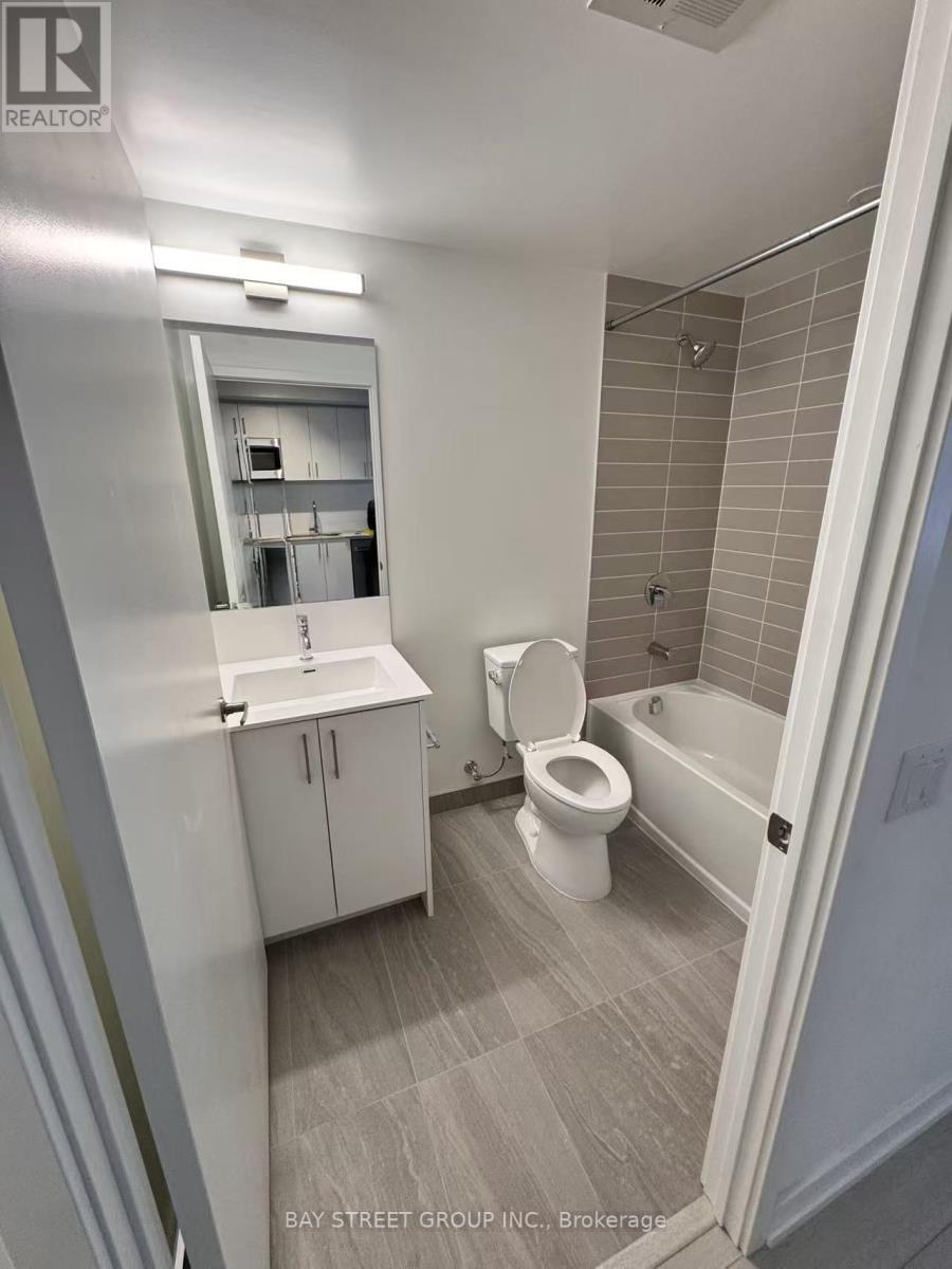 4010 Eglinton Avenue W, Toronto, Ontario  M9A 0G5 - Photo 12 - W13429480