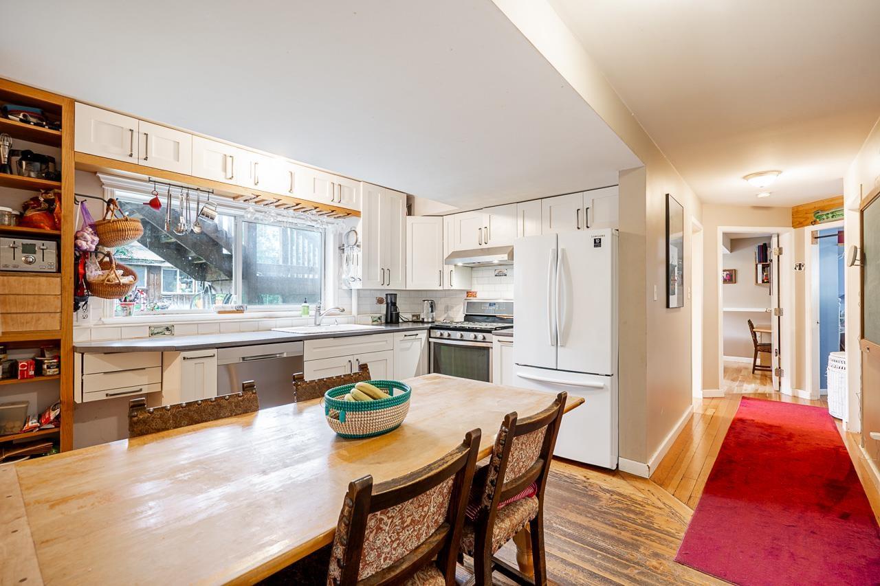 15661 92 Avenue, Surrey, British Columbia  V4N 3C3 - Photo 4 - R3132851