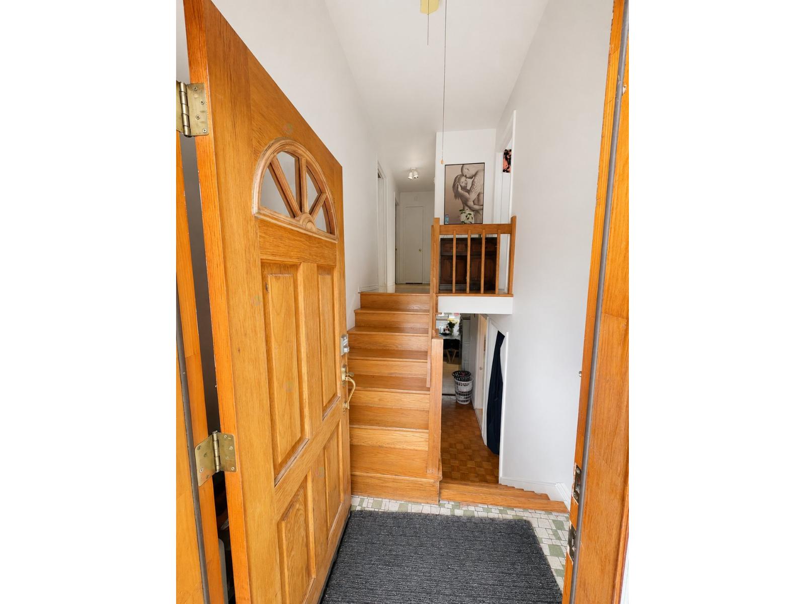 5183 Rue Perron Montréal (Pierrefonds-Roxboro) Quebec Canada H8Z2J8 5