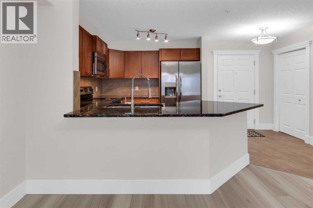 102, 500 Rocky Vista Gardens NW, Calgary, Alberta  T3G 0C3 - Photo 8 - A2318014