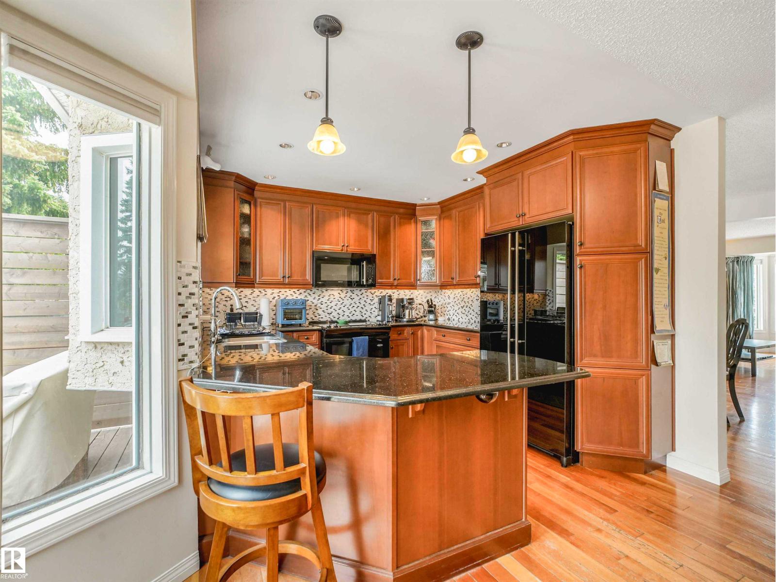 1515 109 St NW, Edmonton, Alberta  T6J 5W9 - Photo 13 - E4492924