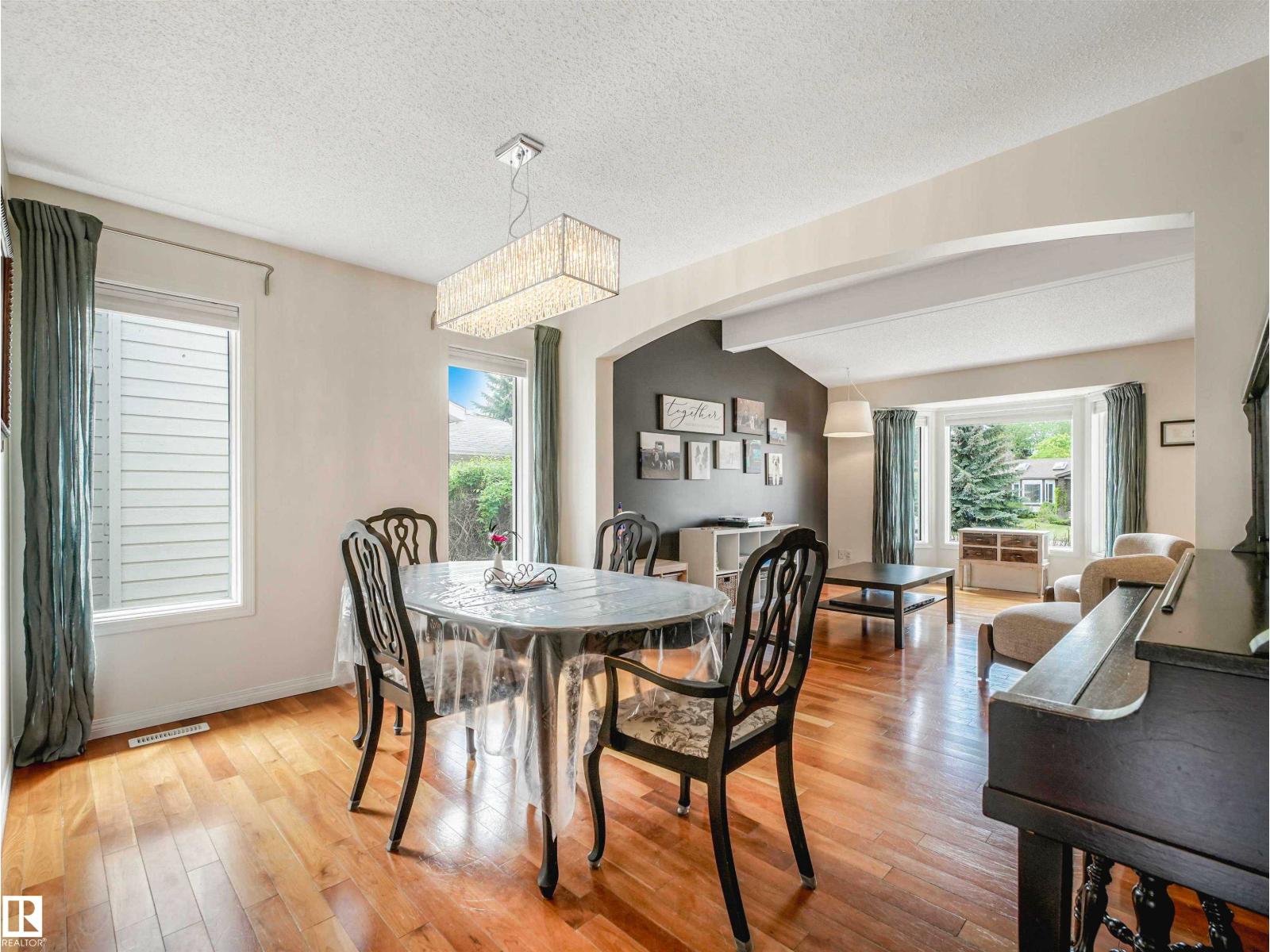 1515 109 St NW, Edmonton, Alberta  T6J 5W9 - Photo 9 - E4492924