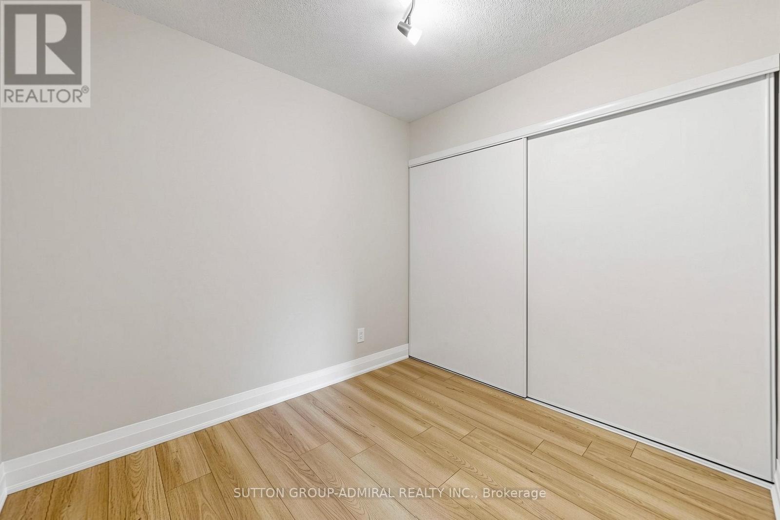 202 - 30 North Park Road, Vaughan, Ontario  L4J 0G6 - Photo 14 - N13428382