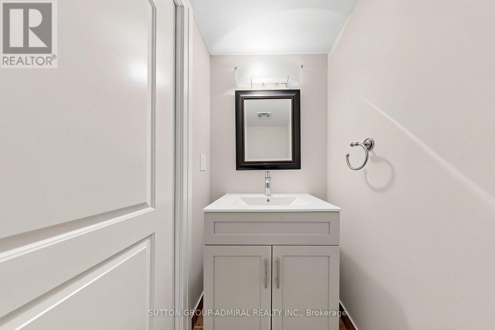 202 - 30 North Park Road, Vaughan, Ontario  L4J 0G6 - Photo 13 - N13428382