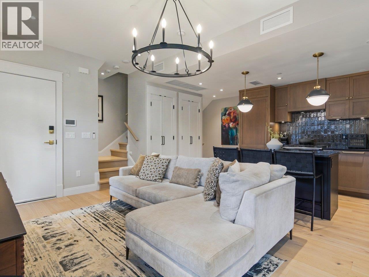 2 1456 W 45th Avenue, Vancouver, British Columbia  V6M 2H1 - Photo 6 - R3134385