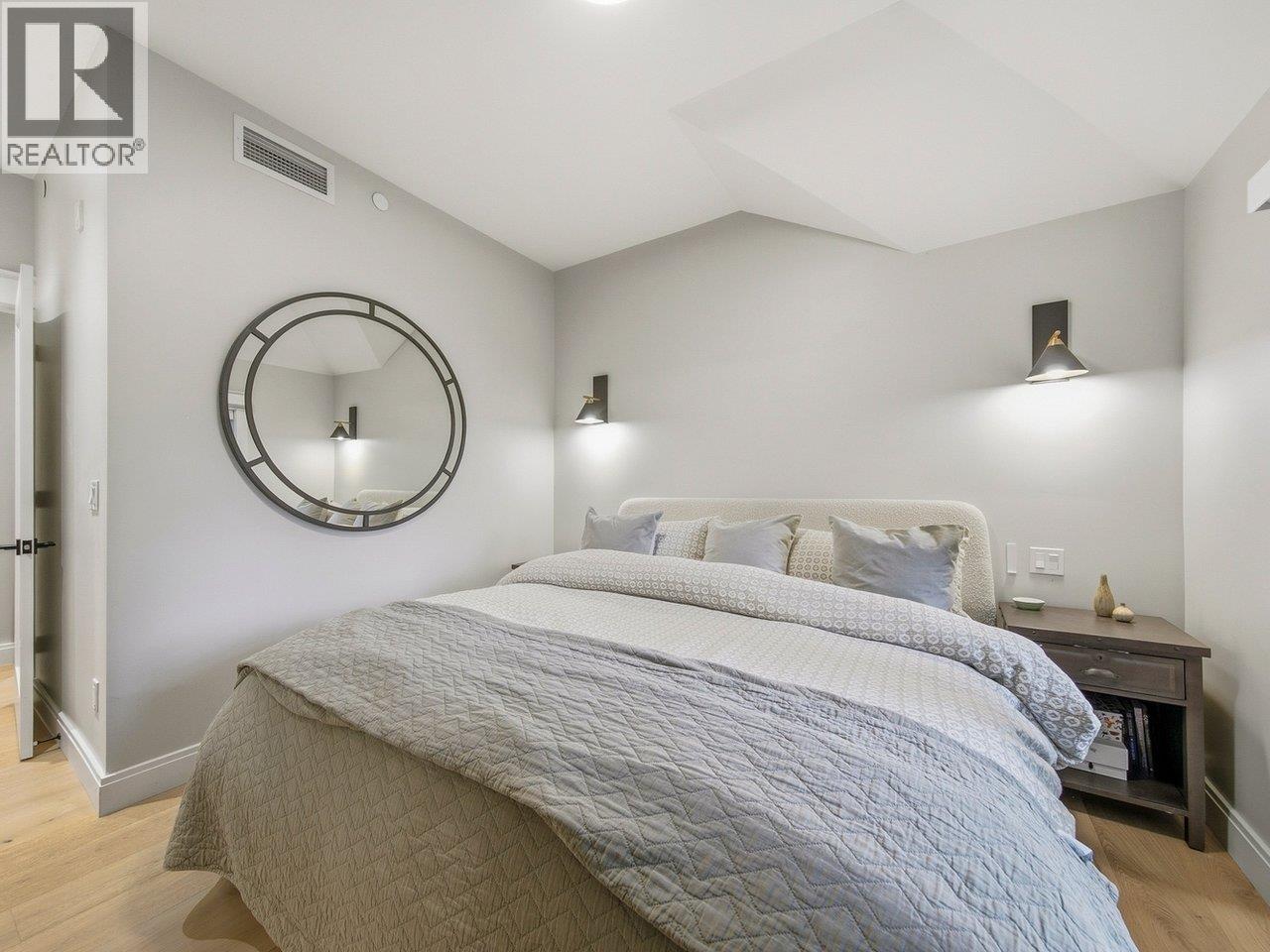 2 1456 W 45th Avenue, Vancouver, British Columbia  V6M 2H1 - Photo 13 - R3134385