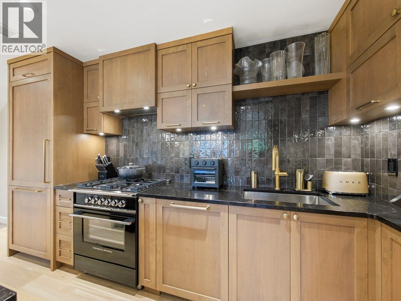 2 1456 W 45th Avenue, Vancouver, British Columbia  V6M 2H1 - Photo 10 - R3134385