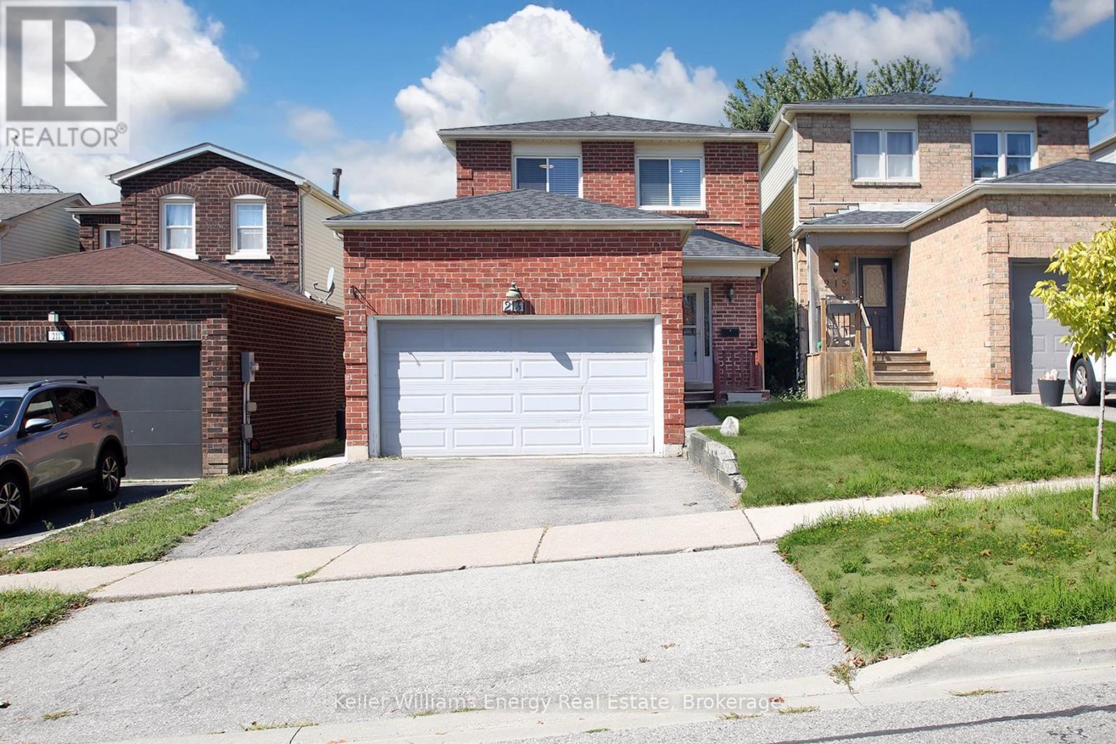 LOWER - 213 GLEN HILL DRIVE, Whitby (Blue Grass Meadows)