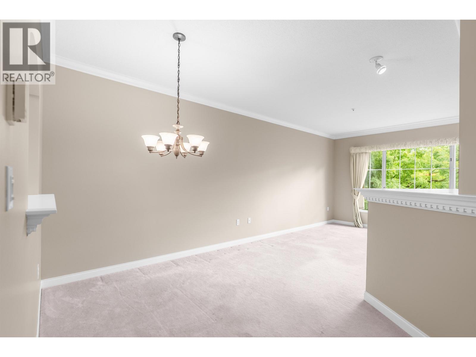 207 2985 Princess Crescent, Coquitlam, British Columbia  V3B 7P3 - Photo 5 - R3134487