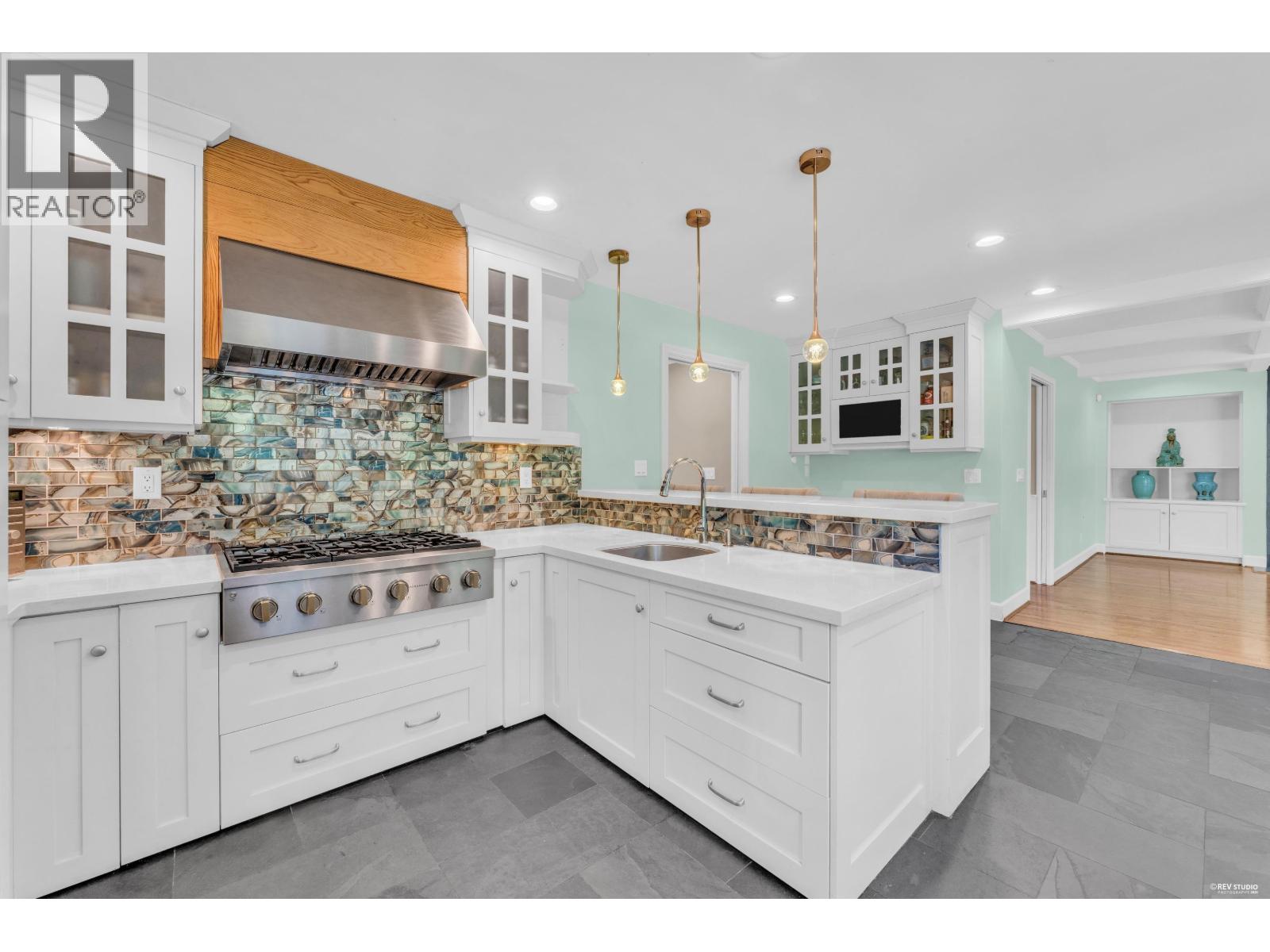 4941 Water Lane, West Vancouver, British Columbia  V7W 1K4 - Photo 14 - R3134886