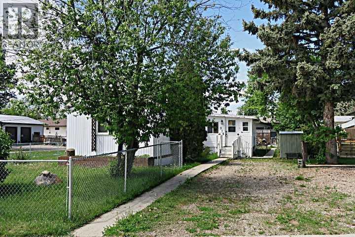 316 3 Street N, Vulcan, Alberta