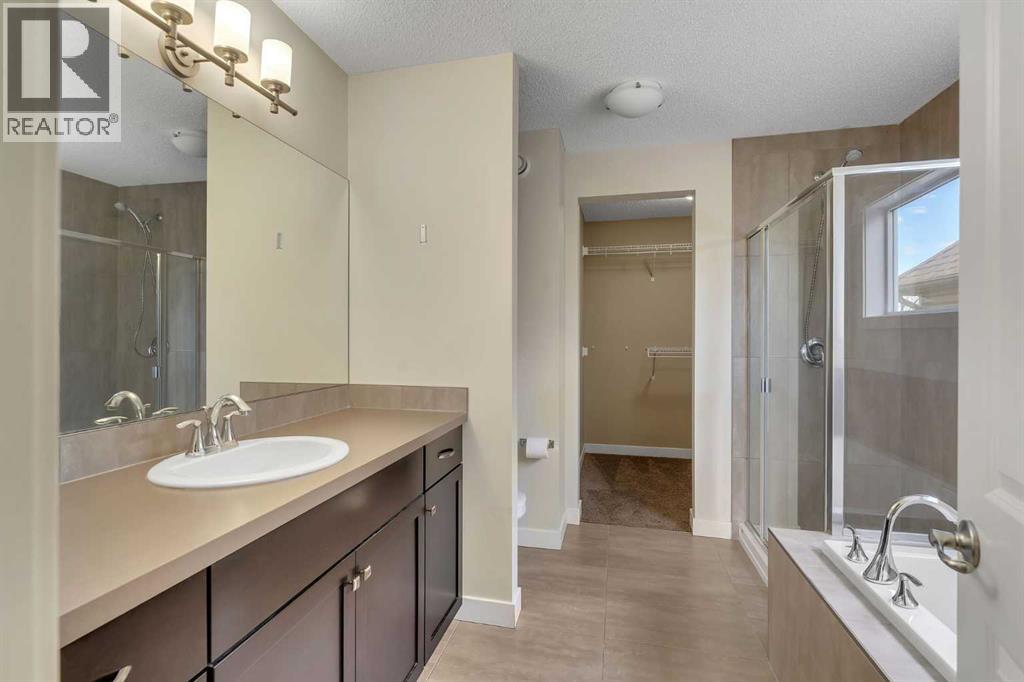 240 Elgin Meadows Way SE, Calgary, Alberta  T2Z 0R9 - Photo 21 - A2318760