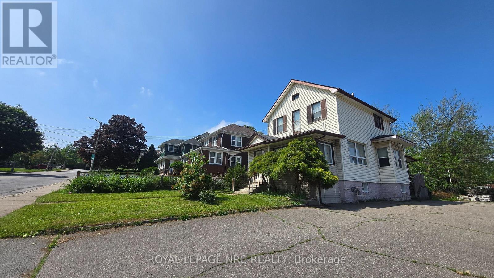 4425 Hiram Street, Niagara Falls, Ontario  L2E 1A2 - Photo 3 - X13424924
