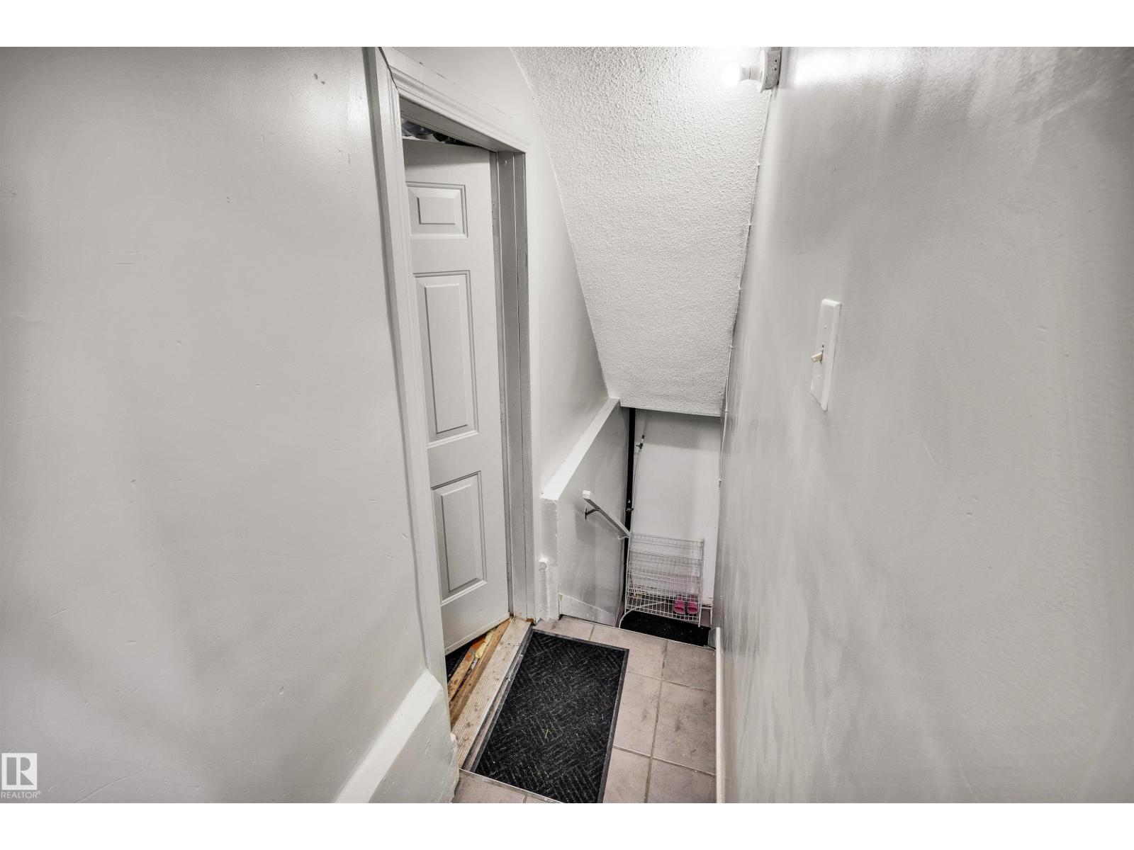 11722 81 St NW, Edmonton, Alberta  T5B 2S4 - Photo 18 - E4492932