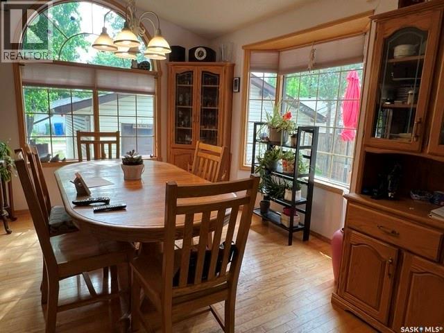 2745 Park Street, Regina, Saskatchewan  S4N 2H4 - Photo 2 - SK039049