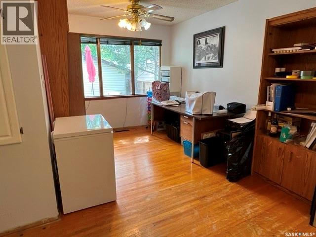 2745 Park Street, Regina, Saskatchewan  S4N 2H4 - Photo 6 - SK039049