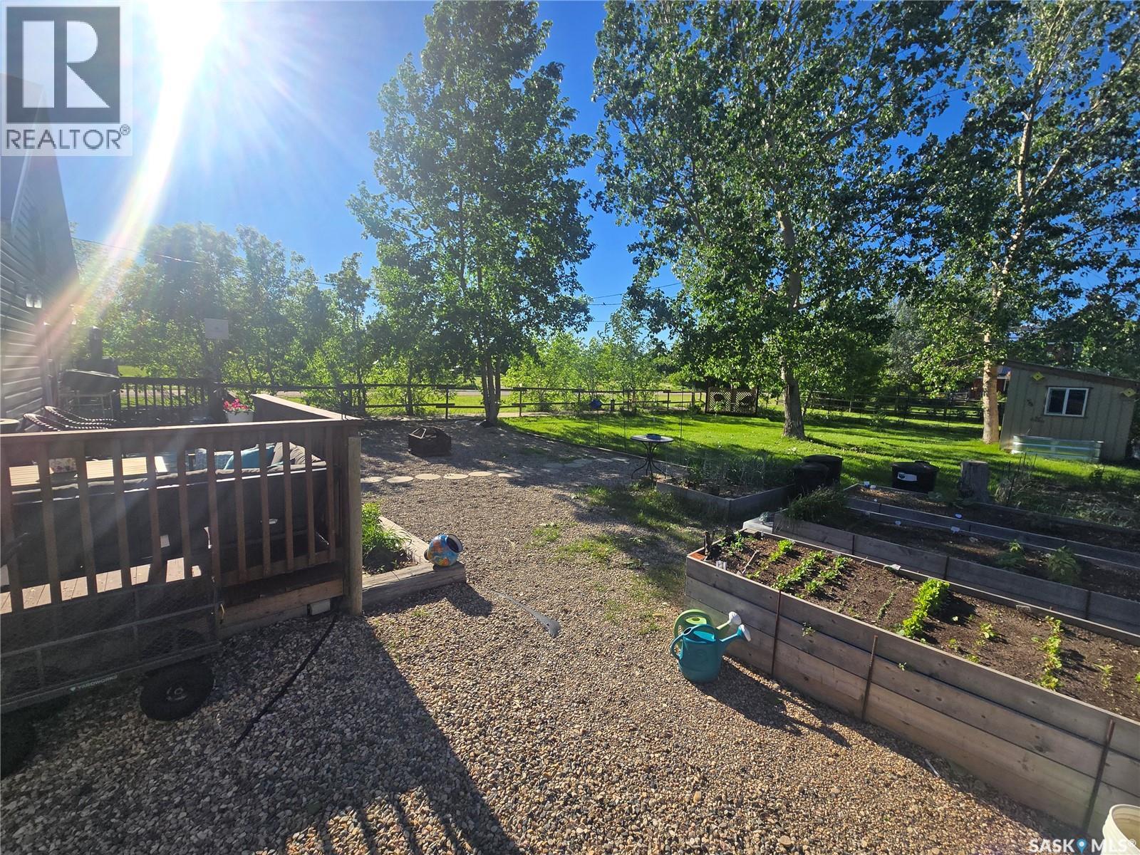 200 Railway Avenue, Forget, Saskatchewan  S0C 0X0 - Photo 14 - SK038975
