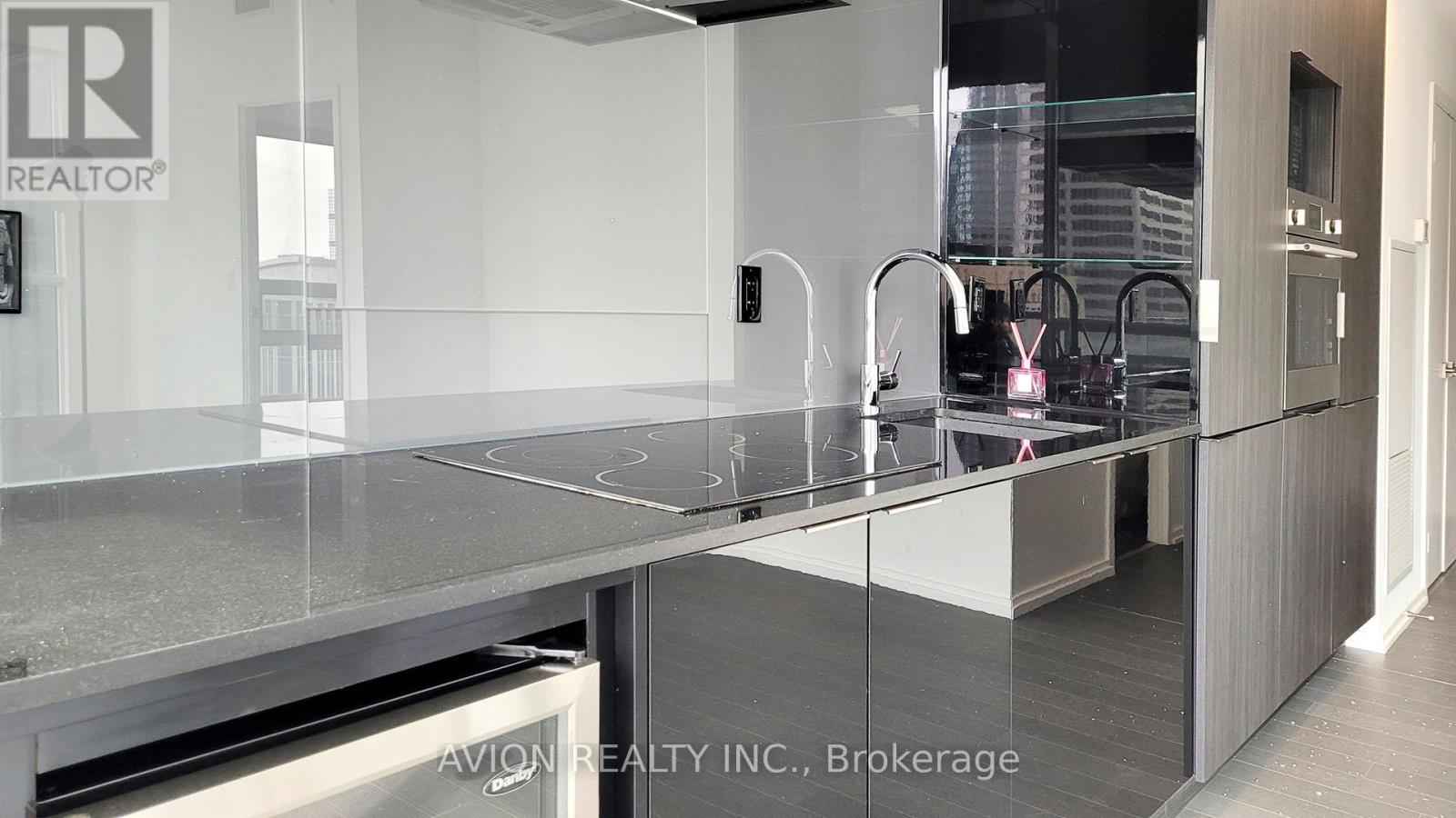 3006 - 70 Temperance Street, Toronto, Ontario  M5H 0B1 - Photo 14 - C13429556