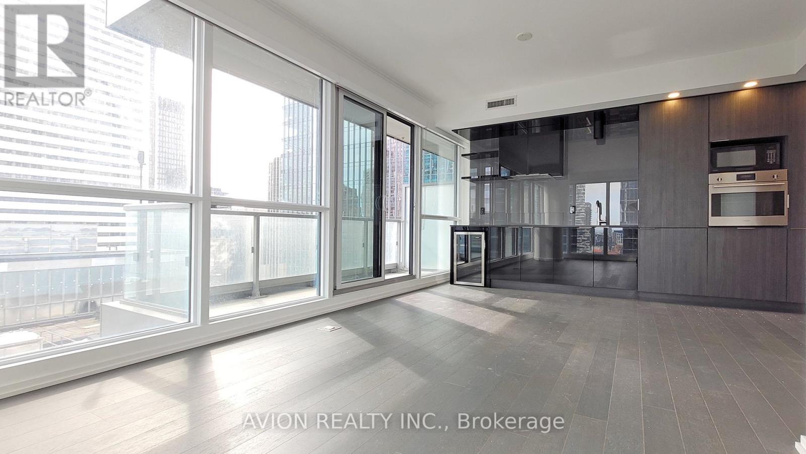 3006 - 70 Temperance Street, Toronto, Ontario  M5H 0B1 - Photo 4 - C13429556