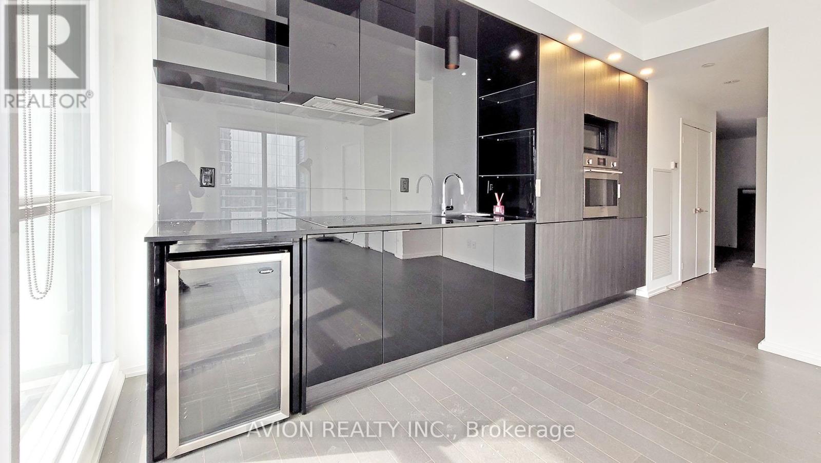 3006 - 70 Temperance Street, Toronto, Ontario  M5H 0B1 - Photo 5 - C13429556