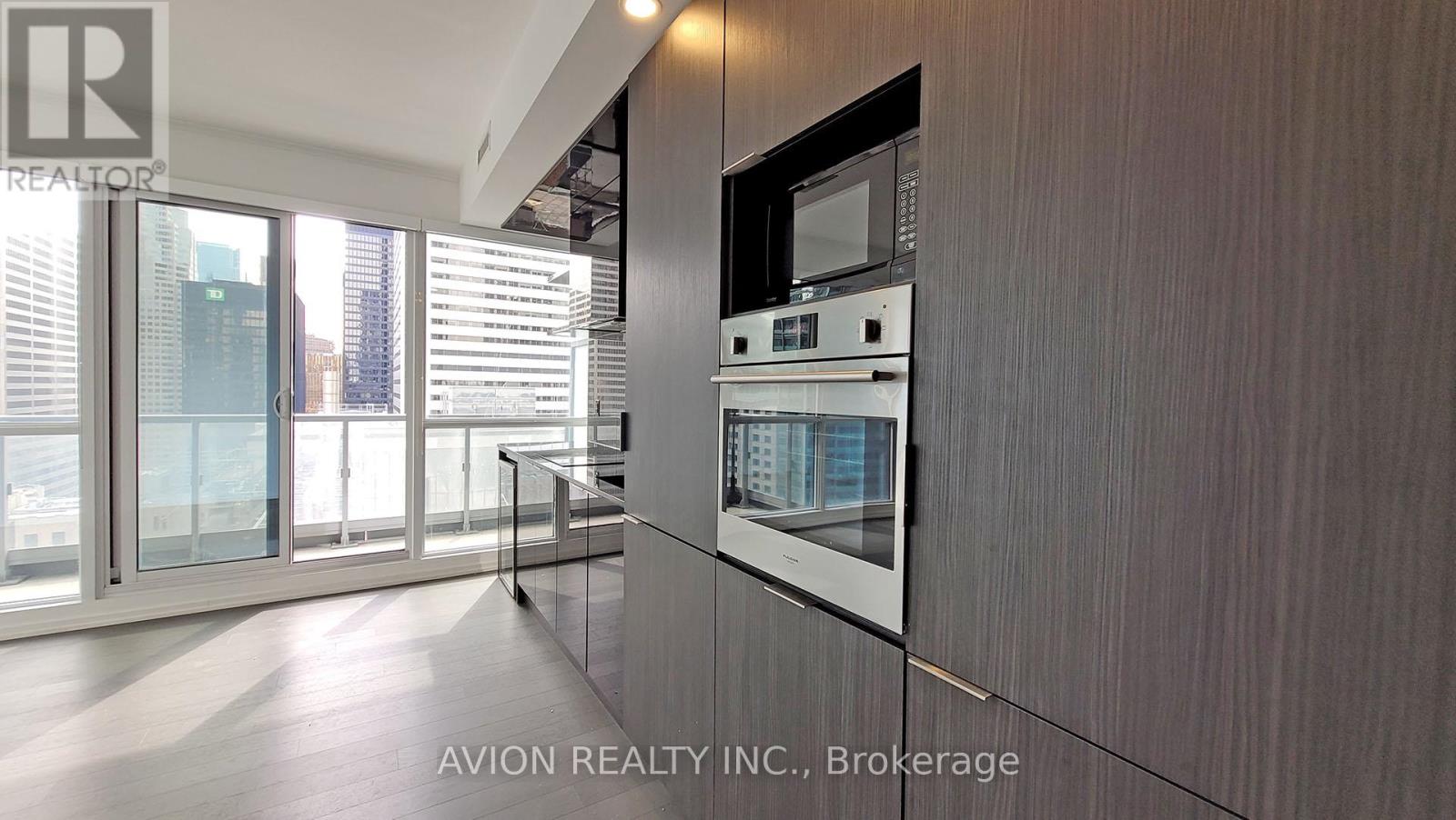 3006 - 70 Temperance Street, Toronto, Ontario  M5H 0B1 - Photo 6 - C13429556