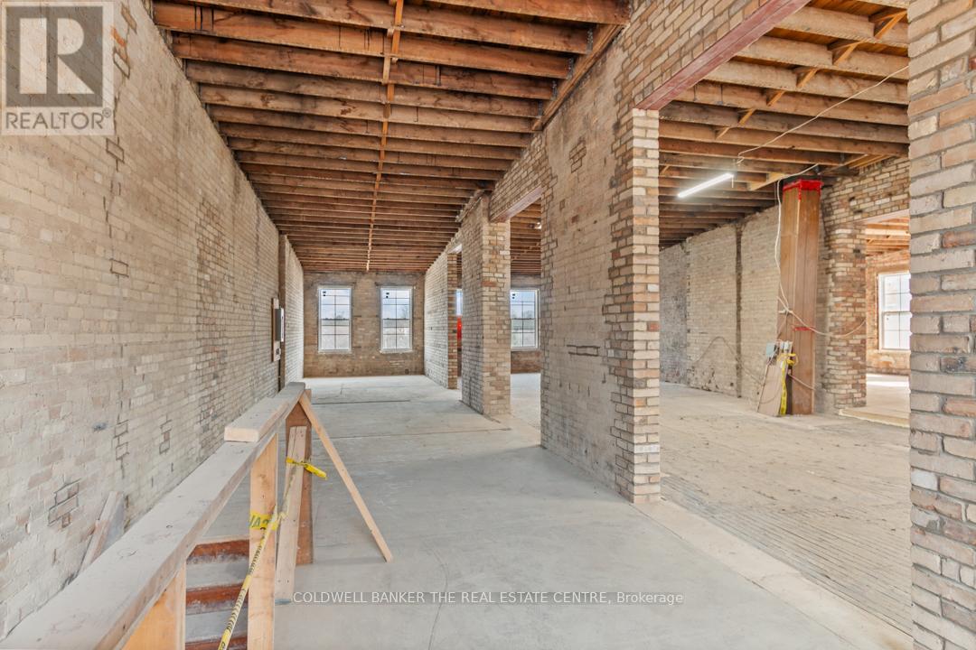 193 Main Street S, Newmarket, Ontario  L3Y 3Y9 - Photo 12 - N13429550