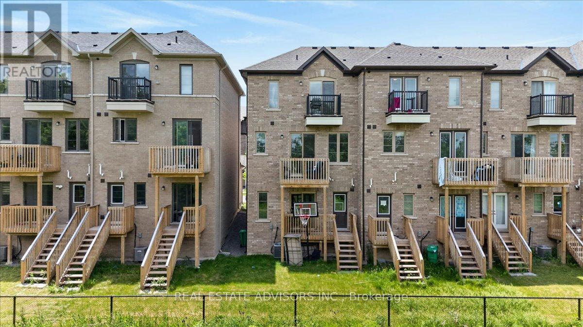95 Halliford Place, Brampton, Ontario  L6P 4N6 - Photo 35 - W13429568